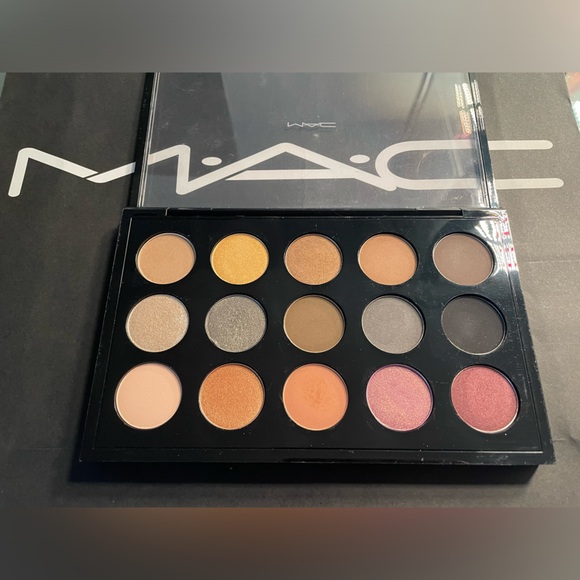 Mac cosmetics - Picture 3 of 3